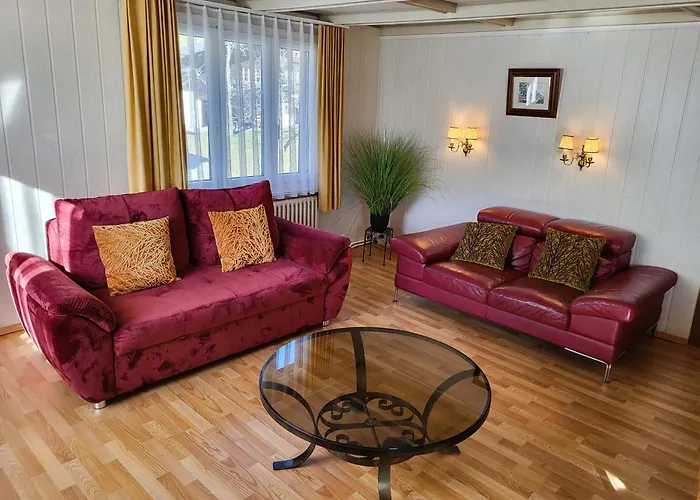 Alpine Balcony 4-Room Apartment *