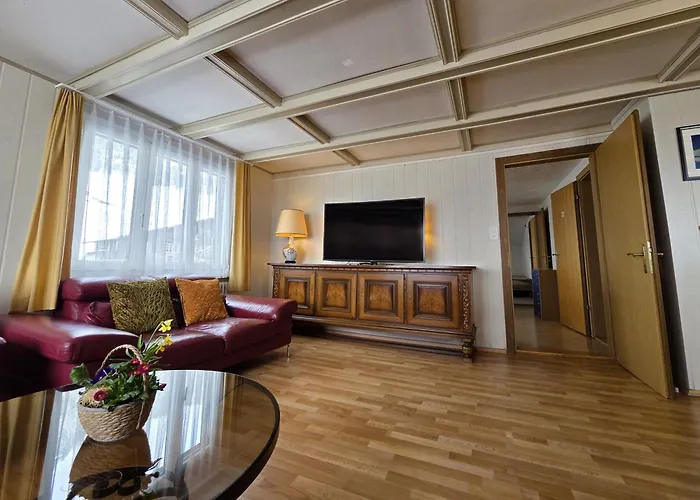 Alpine Balcony 4-Room Apartment