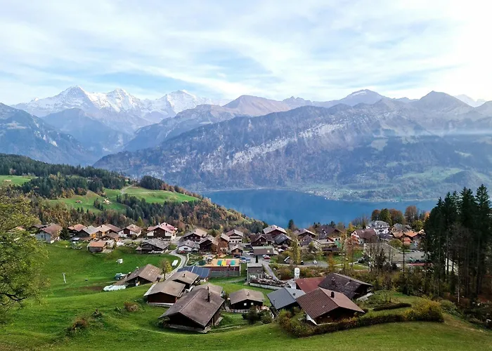 Daire Alpine Balcony 4-Room Apartment